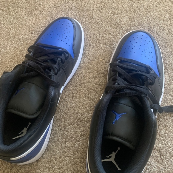 Men’s sneakers- Nikes Air Jordan - Picture 2 of 6